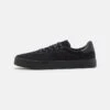 Pier One UNISEX - Sneaker Low - Black 1 Pier One UNISEX - Sneaker Low - Black -Pier One 63dc2cef3093475d8b1fb4dd972f3e39