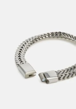 Pier One Armband - Silver-coloured 10 Pier One Armband - Silver-coloured -Pier One 8ade362317344761972d7f92dfca3311