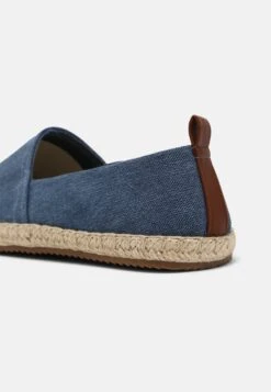 Pier One RENA ESPADRILLE UNISEX - Espadrille - Blue -Pier One b517ee1340354961ae649b3a0c38da46