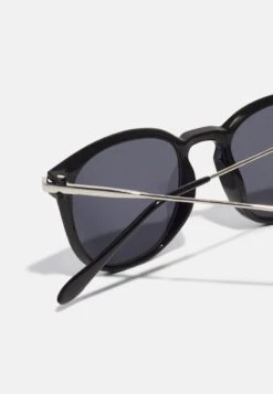 Pier One Sonnenbrille - Black -Pier One e1238979fc144555bfd451a98b4e6bbf