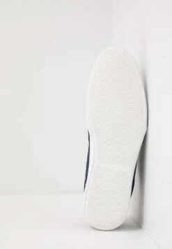 Pier One UNISEX - Sneaker Low - Dark Blue 12 Pier One UNISEX - Sneaker Low - Dark Blue -Pier One e752f9ad01314be7869db9ae10f02a5b