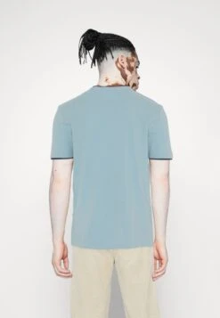 Pier One T-Shirt Basic - Light Blue 10 Pier One T-Shirt Basic - Light Blue -Pier One f2c65513478941998f26fc6238ab309f