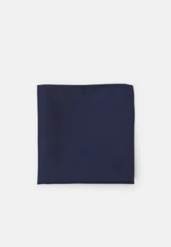 Pier One SET - Krawatte - Dark Blue 11 Pier One SET - Krawatte - Dark Blue -Pier One f3a45774fb5f4e7080051c29358aa504